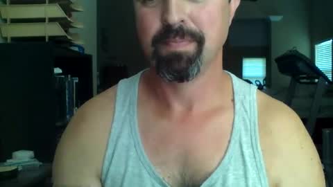 Snapshot of nvrenuff1979 chatting on June 18, 12:31 pm nvrenuff1979 online show from June 18, 12:31 pm