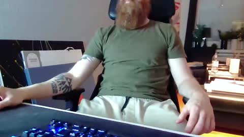 Snapshot of nxrthman chatting on October 3, 10:07 pm nxrthman online show from October 3, 10:07 pm