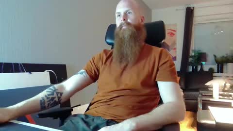 Snapshot of nxrthman chatting on October 25, 5:19 pm nxrthman online show from October 25, 5:19 pm