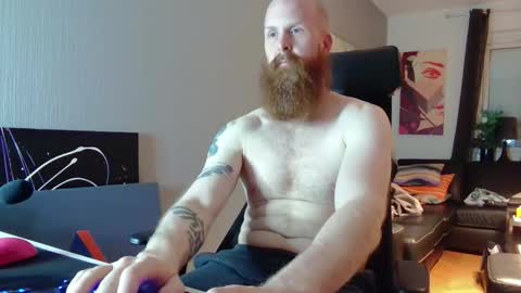 Snapshot of nxrthman chatting on November 5, 10:43 pm nxrthman online show from November 5, 10:43 pm