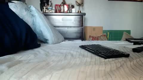 KN online show from February 2, 10:39 pm