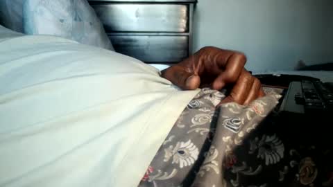 KN online show from October 21, 5:02 pm