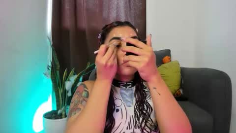 Snapshot of nyalgasai1 chatting on October 23, 8:07 pm Nia online show from October 23, 8:07 pm