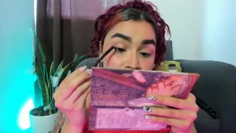 Snapshot of nyalgasai1 chatting on October 27, 8:35 pm Nia online show from October 27, 8:35 pm