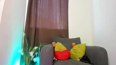 Snapshot of nyalgasai1 chatting on November 1, 10:01 pm Nia online show from November 1, 10:01 pm