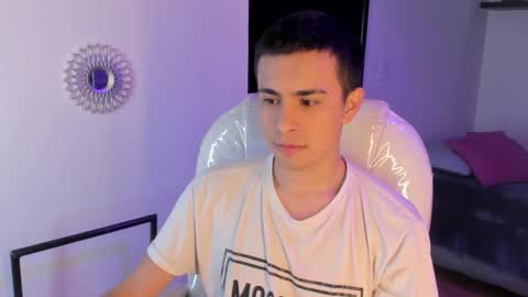 Snapshot of nyko_ds chatting on January 9, 4:04 am nyko_ds online show from January 9, 4:04 am