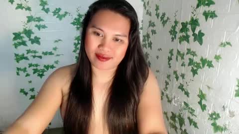 Snapshot of nylecummer chatting on March 3, 10:52 pm nylecummer online show from March 3, 10:52 pm