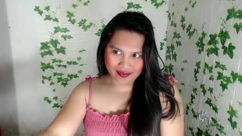 Snapshot of nylecummer chatting on March 6, 12:43 am nylecummer online show from March 6, 12:43 am