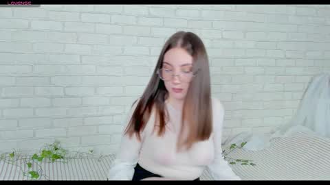 Kat online show from January 9, 2:09 pm