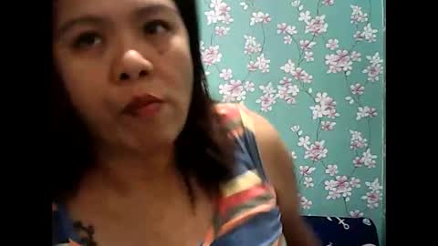 I am your angel online show from March 4, 11:22 pm