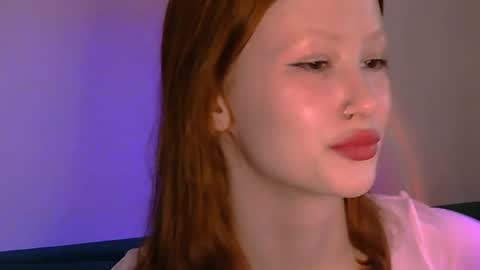 Snapshot of nyra_thira chatting on May 20, 10:32 am nyra_thira online show from May 20, 10:32 am