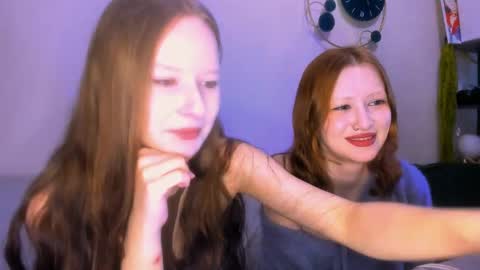Snapshot of nyra_thira chatting on May 25, 4:02 pm nyra_thira online show from May 25, 4:02 pm