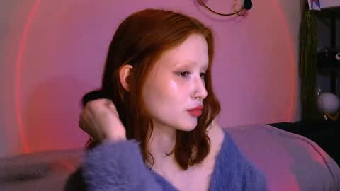 Snapshot of nyra_thira chatting on May 31, 11:17 pm nyra_thira online show from May 31, 11:17 pm