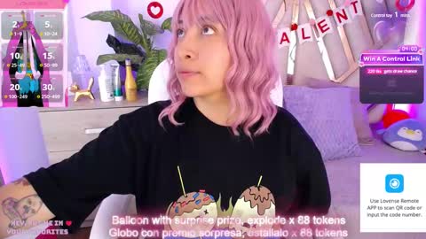 Snapshot of nyx_andria chatting on February 20, 9:09 pm Alex . online show from February 20, 9:09 pm