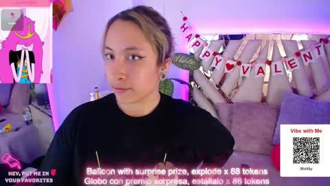 Alex   .    online show from February 21, 3:23 am