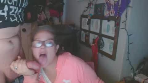 o0oshesquirt4hims online show from December 15, 4:18 am