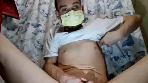 Snapshot of o0skindian0o chatting on December 16, 5:23 am BIGWANGGANG online show from December 16, 5:23 am