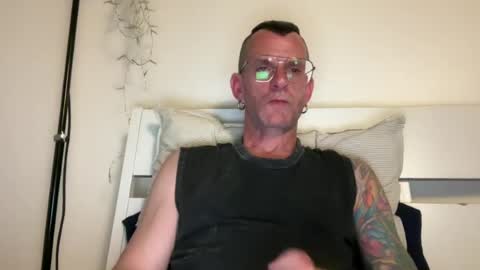 Snapshot of o_johnny_deep_o chatting on June 29, 11:27 pm Jonathan Deep online show from June 29, 11:27 pm