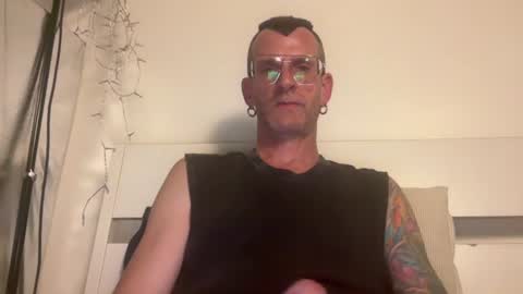 Snapshot of o_johnny_deep_o chatting on July 20, 9:50 pm Jonathan Deep online show from July 20, 9:50 pm