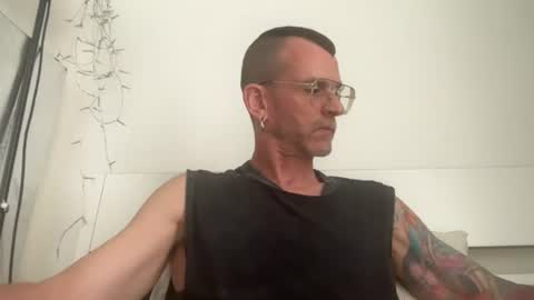 Snapshot of o_johnny_deep_o chatting on July 22, 11:46 am Jonathan Deep online show from July 22, 11:46 am