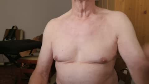 Snapshot of obediently77 chatting on July 10, 8:44 pm obediently77 online show from July 10, 8:44 pm