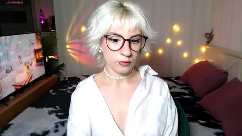 Moonlight online show from December 20, 8:32 am