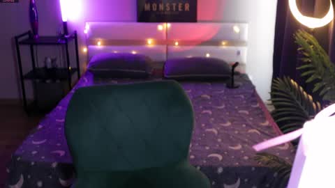 Moonlight online show from April 27, 9:18 am