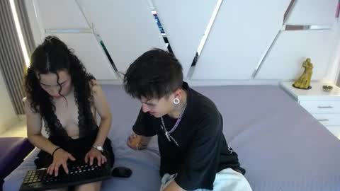 oblivionlove online show from July 9, 10:36 pm