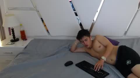 oblivionlove online show from July 14, 2:05 am