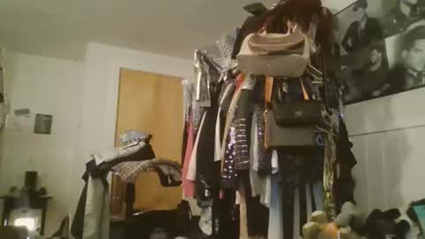 obsessed_glambert online show from November 6, 2:45 am