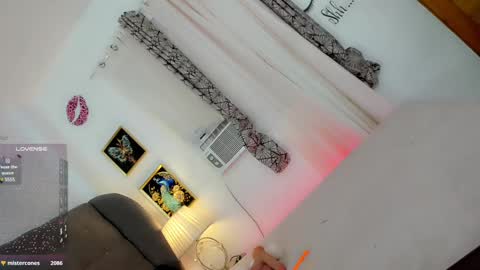 ariana online show from January 10, 9:53 pm