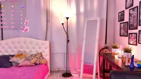 Snapshot of ocean_pleasure chatting on November 16, 8:25 pm Lana online show from November 16, 8:25 pm