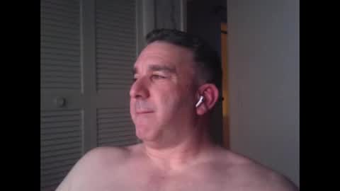 Snapshot of oceanmanx chatting on January 9, 3:47 am Ocean online show from January 9, 3:47 am