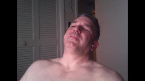 Snapshot of oceanmanx chatting on January 10, 3:18 am Ocean online show from January 10, 3:18 am