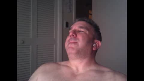 Snapshot of oceanmanx chatting on January 18, 4:26 am Ocean online show from January 18, 4:26 am