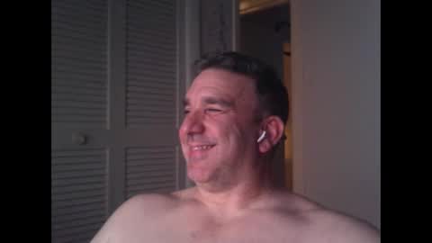 Snapshot of oceanmanx chatting on February 16, 4:20 am Ocean online show from February 16, 4:20 am