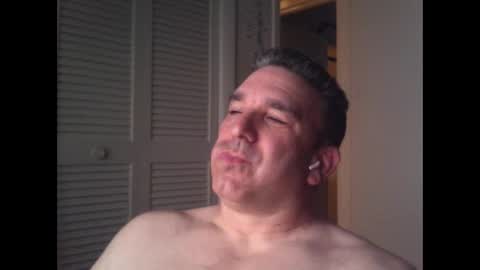 Snapshot of oceanmanx chatting on February 27, 3:58 am Ocean online show from February 27, 3:58 am