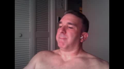 Snapshot of oceanmanx chatting on September 20, 4:46 am Ocean online show from September 20, 4:46 am