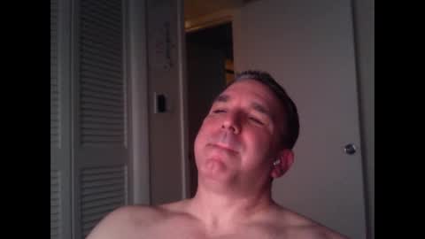 Snapshot of oceanmanx chatting on November 12, 5:30 am Ocean online show from November 12, 5:30 am