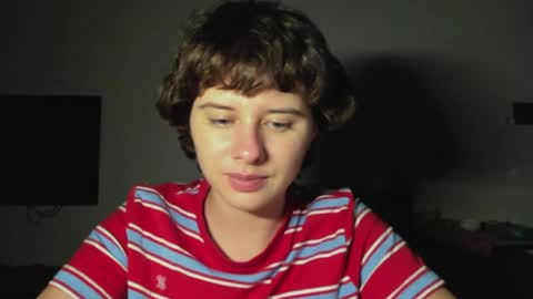 Evie online show from April 29, 2:32 pm