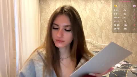 Snapshot of odelinabain chatting on November 24, 9:09 am Mia online show from November 24, 9:09 am