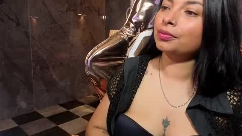 Snapshot of odette_b chatting on November 12, 3:40 am odette_b online show from November 12, 3:40 am