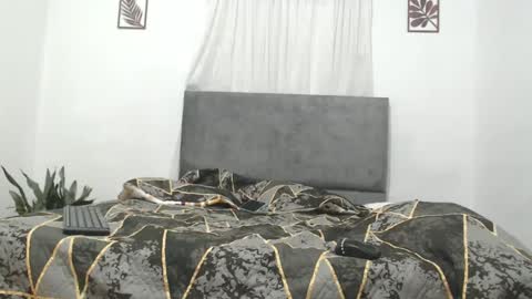 Snapshot of odette_brigh_ chatting on September 30, 9:53 pm Val online show from September 30, 9:53 pm