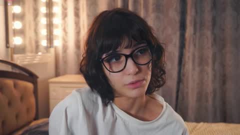 Thea online show from January 11, 5:45 am