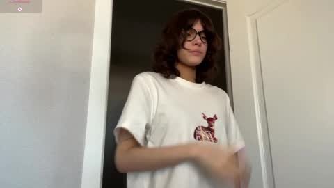 Thea online show from May 1, 4:39 am