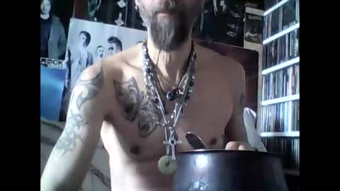 oedipe666cam online show from March 24, 1:38 pm