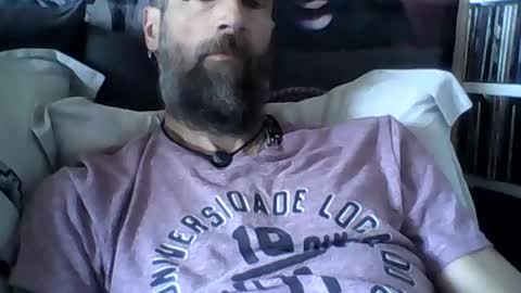 Snapshot of oedipe666 chatting on June 17, 1:34 pm oedipe666cam online show from June 17, 1:34 pm