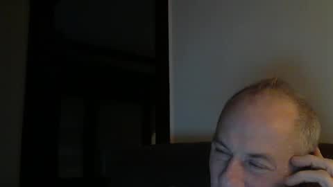 Snapshot of office_slr chatting on December 28, 2:33 am Officer online show from December 28, 2:33 am