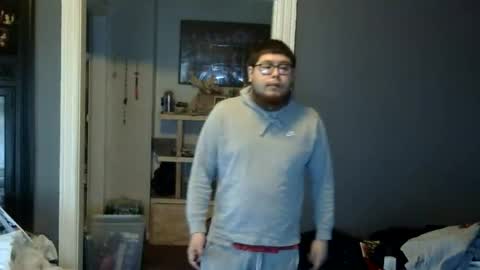 Snapshot of oflores77 chatting on April 25, 1:41 pm oscar flores online show from April 25, 1:41 pm