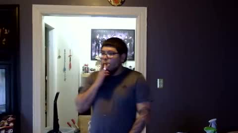 Snapshot of oflores77 chatting on May 30, 12:35 pm oscar flores online show from May 30, 12:35 pm